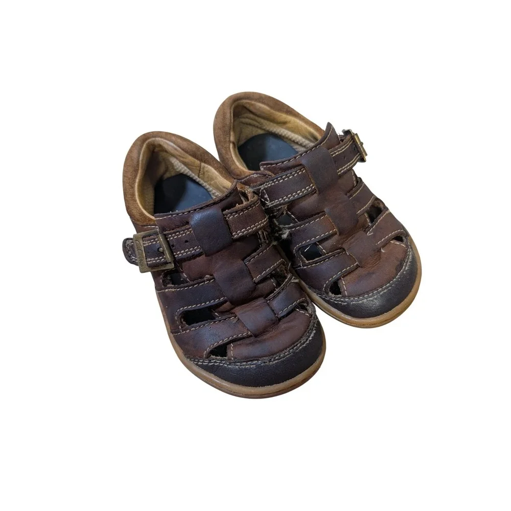 Clarks Boys Brown Leather Fisherman Sandals Shoes Youth Size 7 MW Toddler‎
